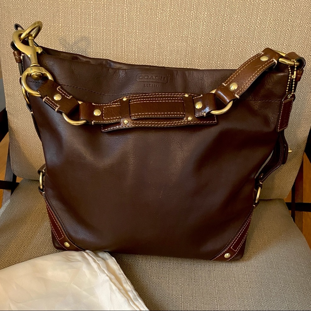 COACH Carly Hobo Bag—like new!
